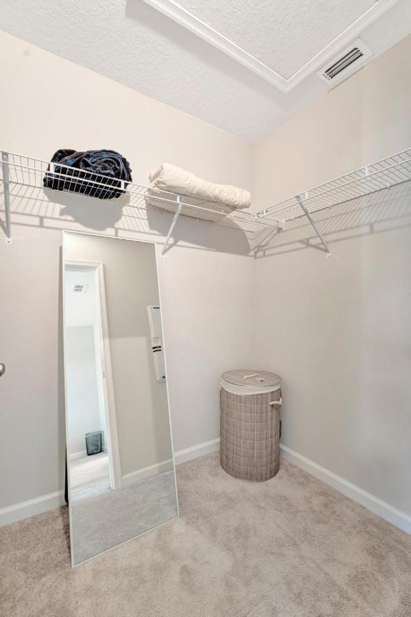 Zenhomes In Heart Of Brandon Convenient Location Ngoại thất bức ảnh