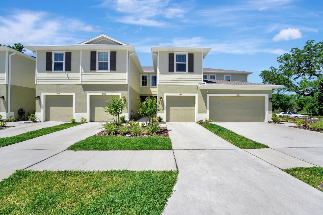 Zenhomes In Heart Of Brandon Convenient Location Ngoại thất bức ảnh